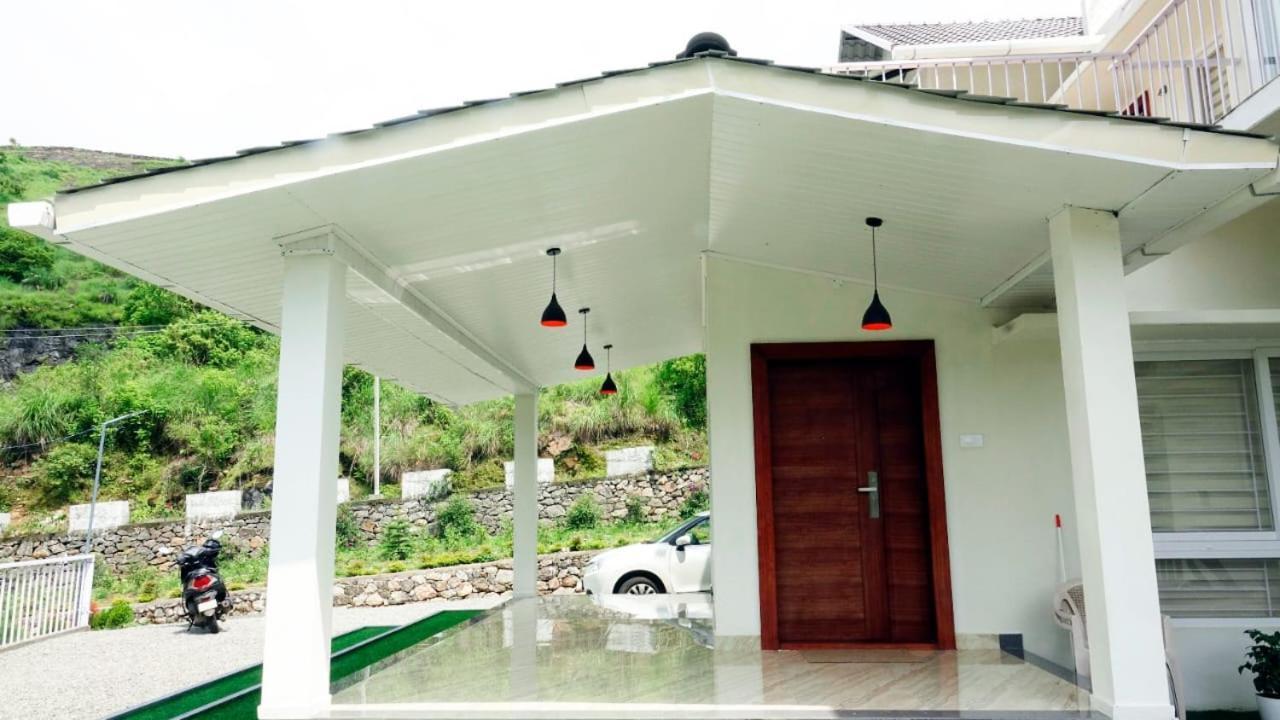 Glashaus By Izan Homestay